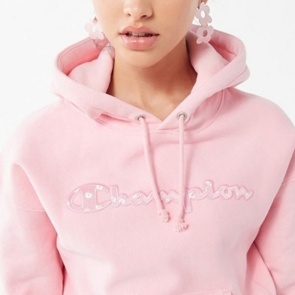 Rare Champion Reverse Weave Daisy